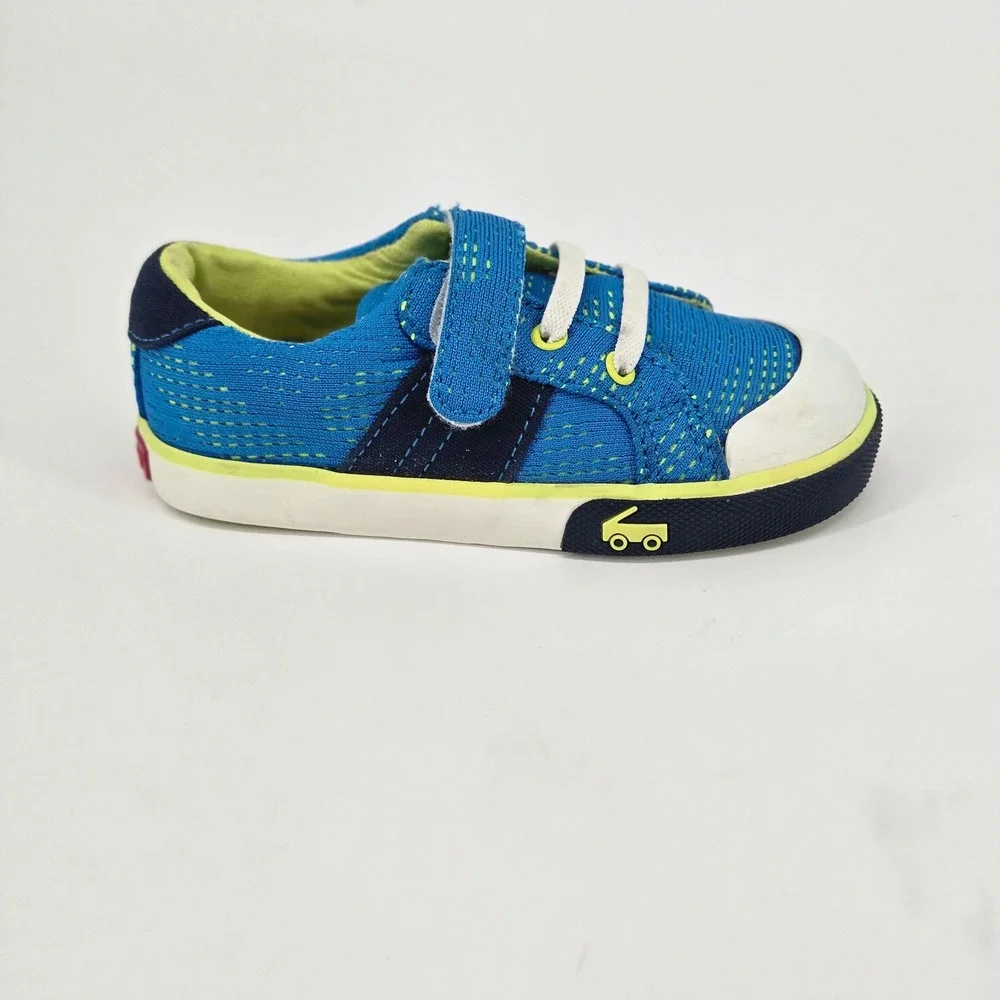 See Kai Run Lucci Blue Wide Toe Box Toddler Boys Athletic Shoes Sneakers 8 NWOT